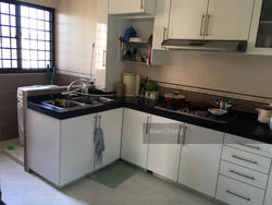 Blk 330 Bukit Batok Street 33 (Bukit Batok), HDB Executive #123655382